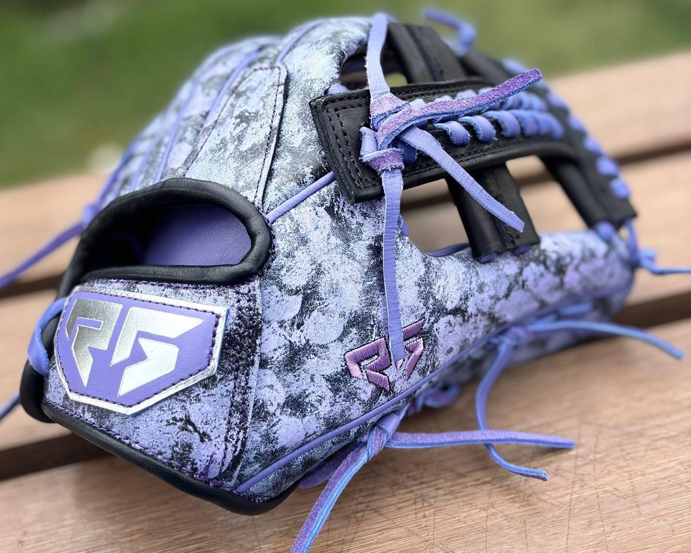 Guante de béisbol personalizado con bordado del jugador