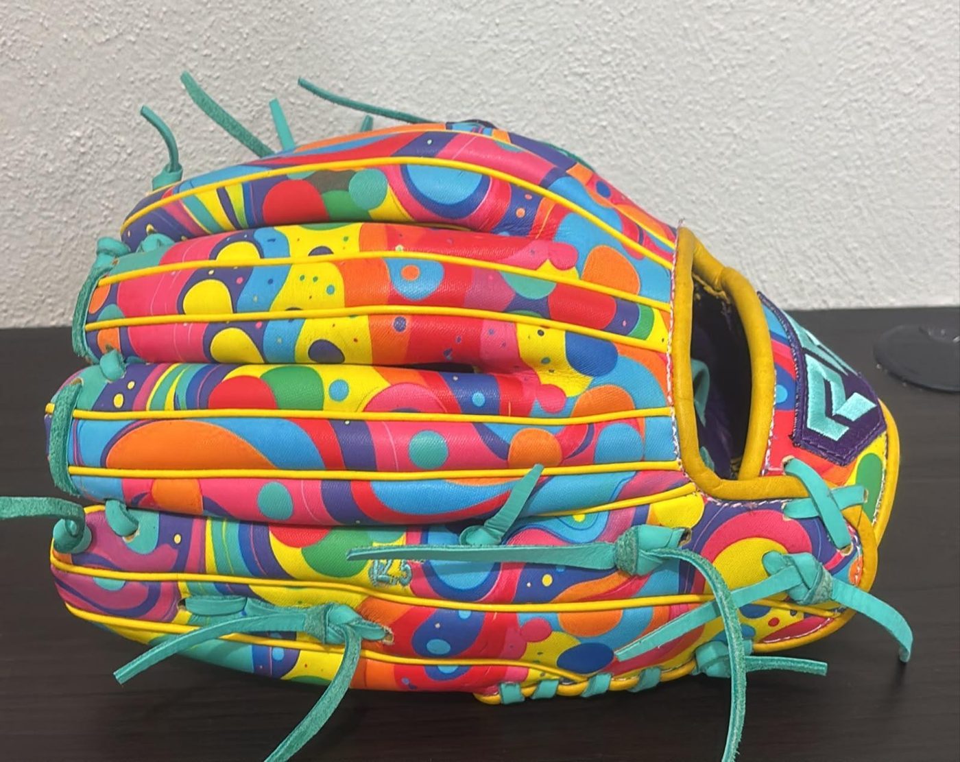 Colección de guantes de béisbol personalizados